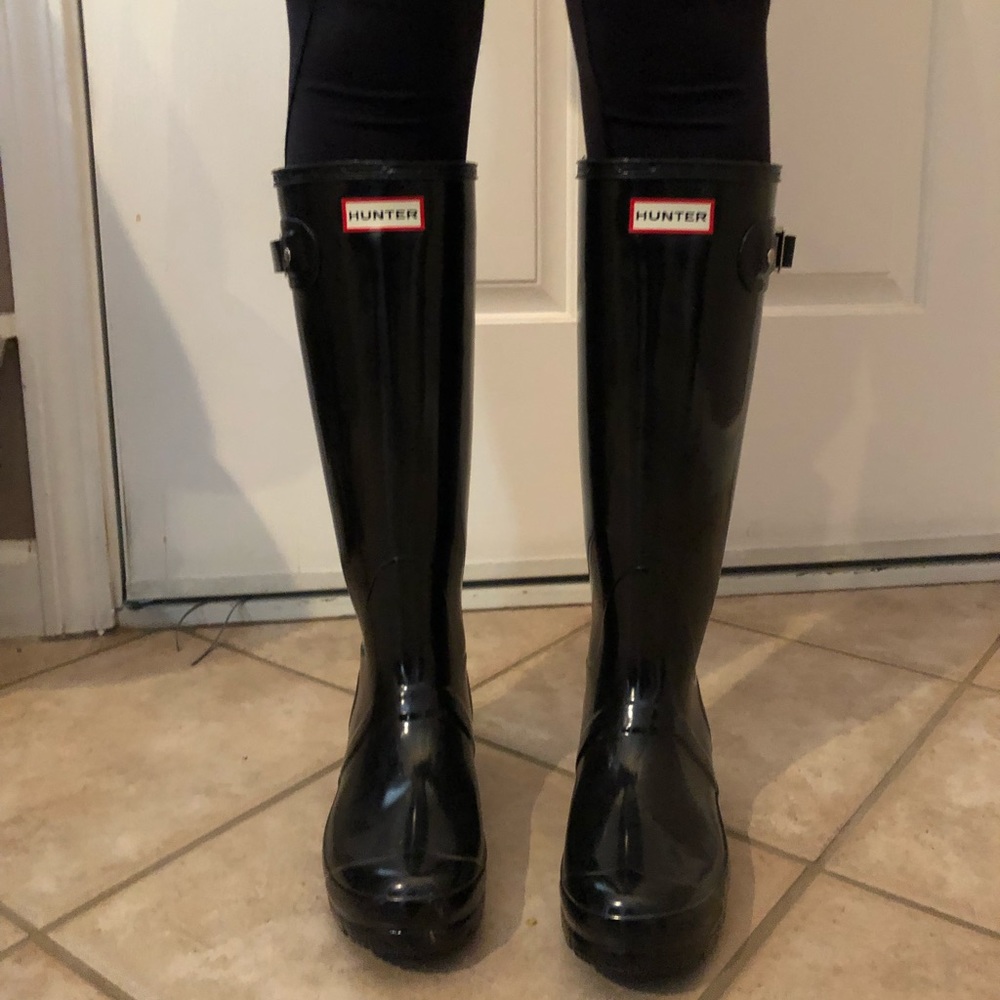 SOLD! Hunter rain boots